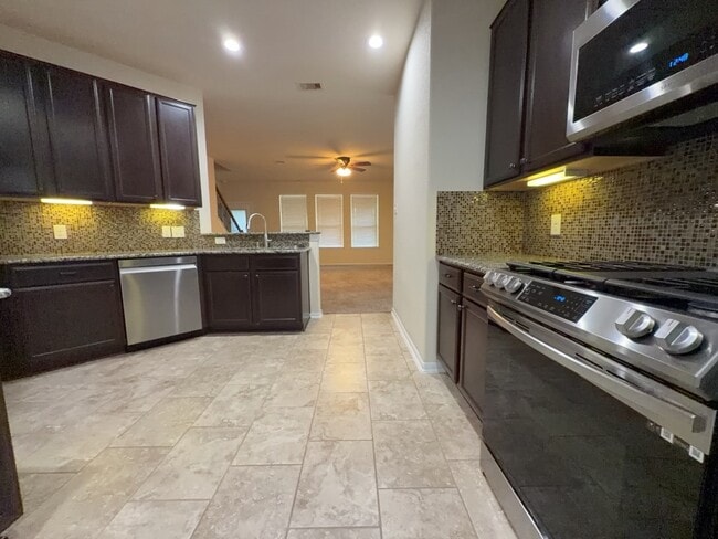 Photo - 15018 Signal Ridge Way