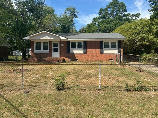 Building Photo - 1070 Rulnick St