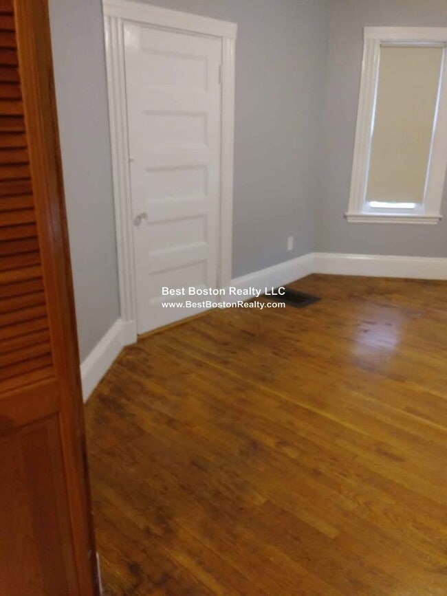 Photo - 72 Clinton St Unit 2