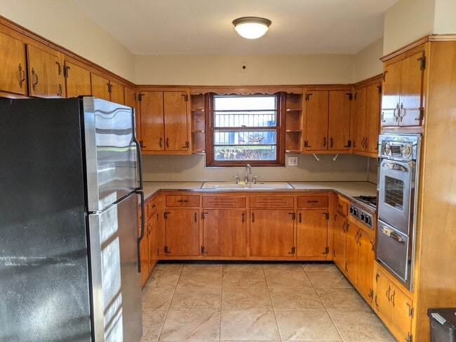 Photo - 639 Oakdene Ave Unit 1