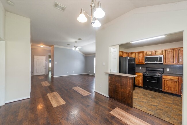 Photo - 1915 Lingard Park Ct