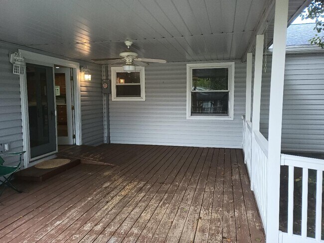 Deck - 675 Township Road 1135