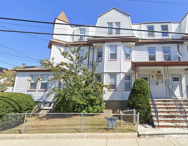 Building Photo - Shirley Street in Winthrop MA Unit 1 Rental