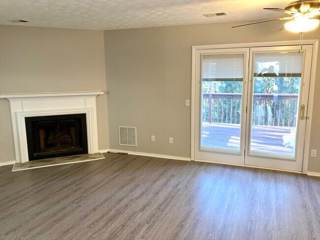 Photo - 1502 Queen Anne Ct