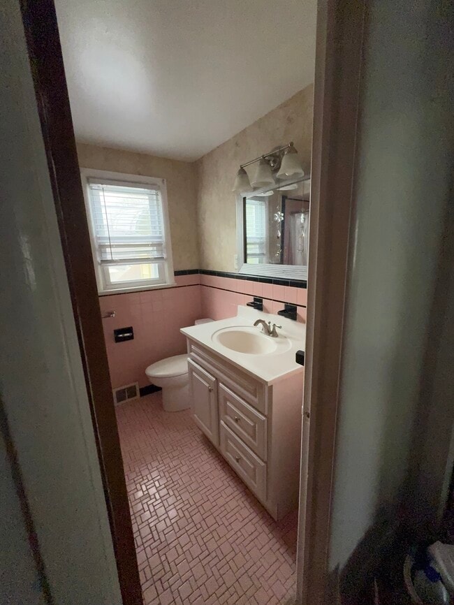 Bathroom - 45 N 21st St Unit 2nd floor