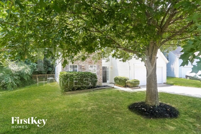 Photo - 8605 Royal Bluff Dr