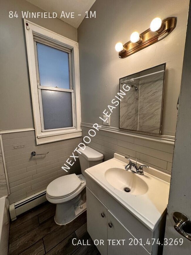 Photo - 84 Winfield Ave Unidad 1M