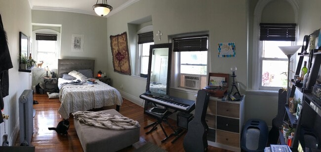 Photo - 354 Broadway