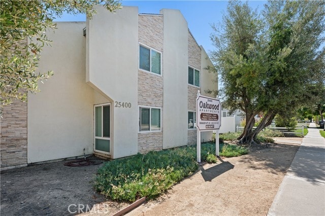 Building Photo - 25400 Oak St Rental