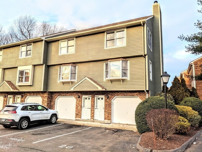 Photo - 680 N Colony Rd Unit APT 20