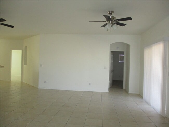 Photo - 6103 Bison Ave