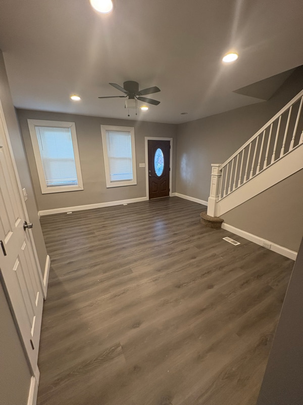 Photo - 3715 Oakmont Ave