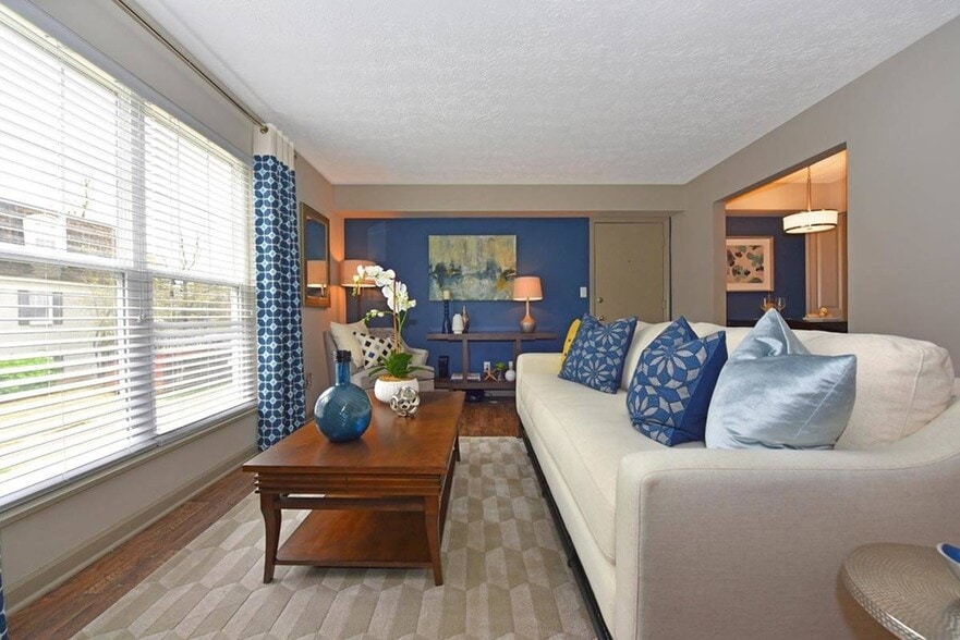 Spacious living room