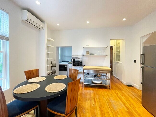 Photo - 26 Clifford St Unit 1