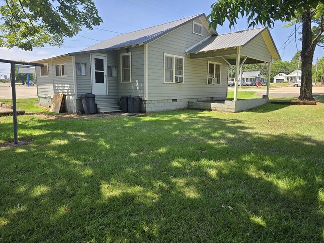 Photo - 813 S Rogers St