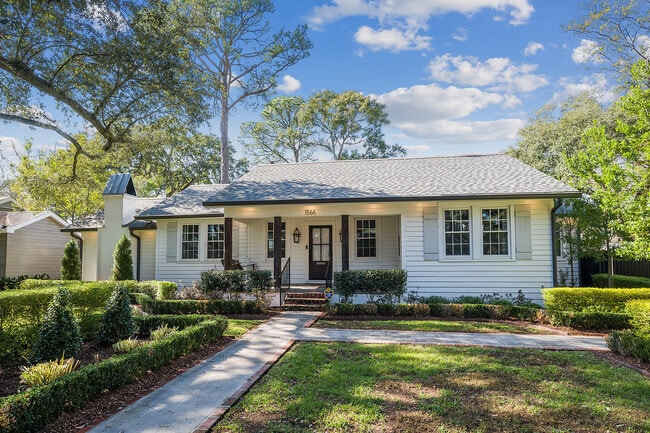 Building Photo - 1566 Country Club Dr Rental