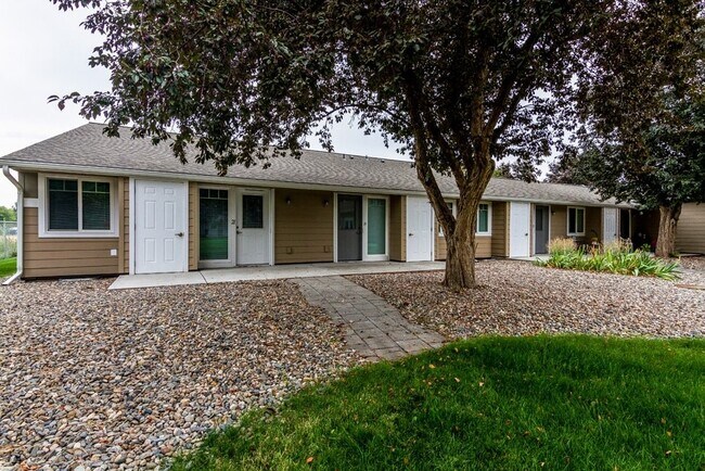 Photo - 3085 Resort St