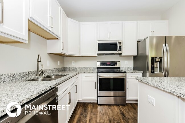 Photo - 126 Hartsville Ct