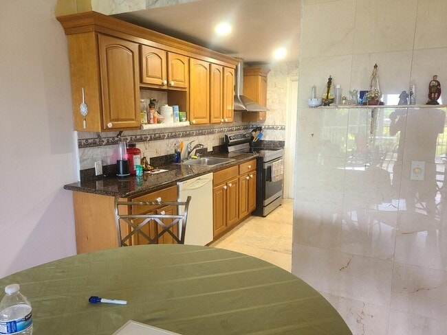 Photo - 3050 N Palm Aire Dr Unit 504