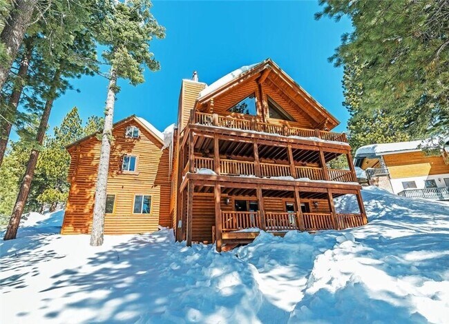 Photo - Charming Mountain Home