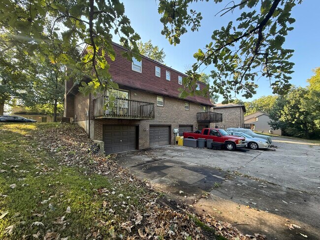 Photo - 3306 Belle Meade Dr