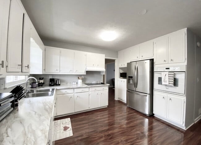 Photo - 175 Michael Dr Unidad ID1341824P