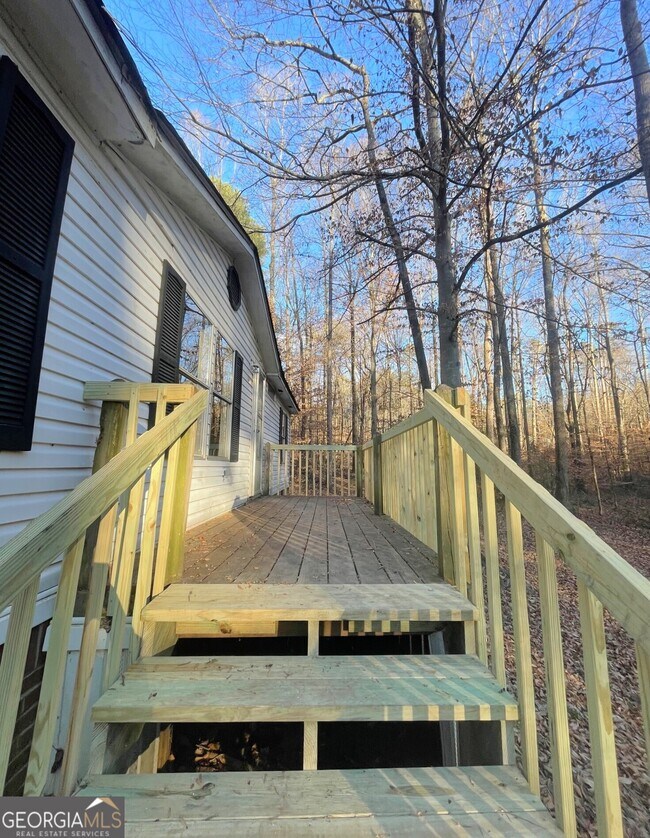 Photo - 249 Oakleigh Dr