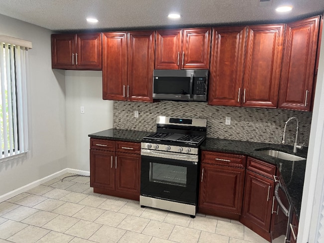 Photo - 29 Nicole Terrace