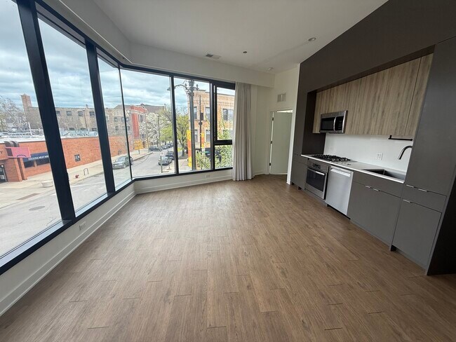 Photo - 3462 N Lincoln Ave