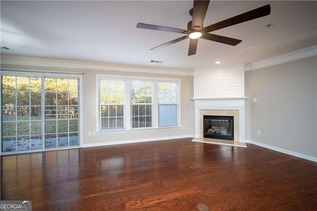 Photo - 265 Balaban Cir