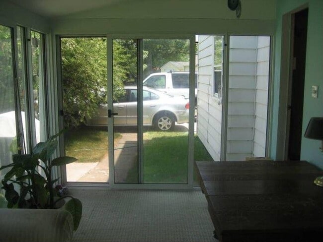Photo - 23 Springwood Ct