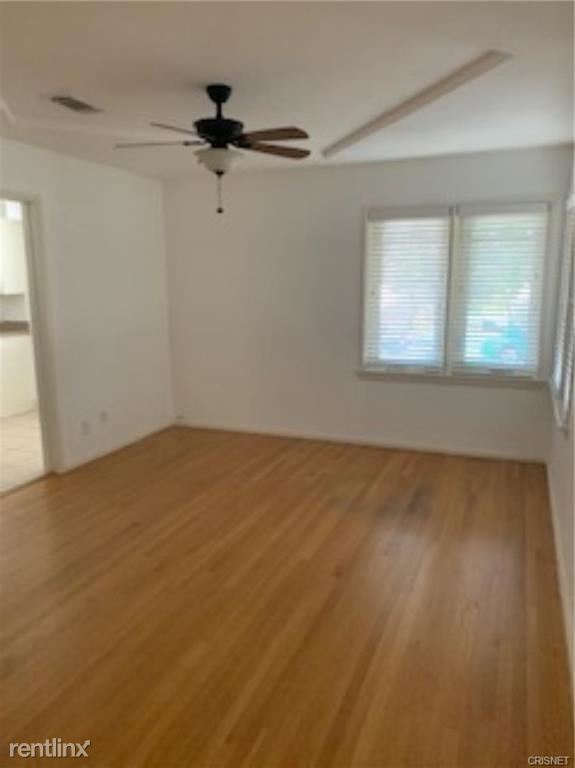 2 br, 1.5 bath Duplex 4823 Topanga Canyo... Townhome Townhome