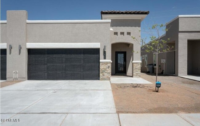 Building Photo - 3420 Gary Brewster Pl