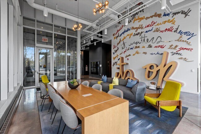 Photo - 728 N Morgan St