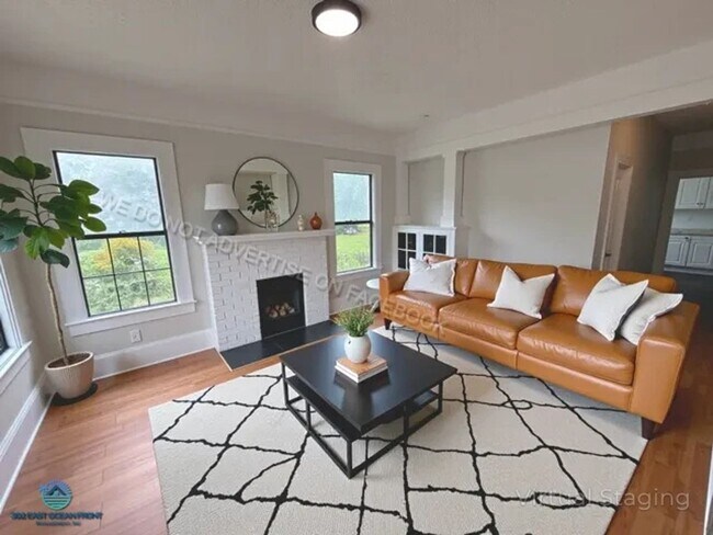 Photo - Gorgeous 2 story, 3 bedroom / 2bathroom ho...