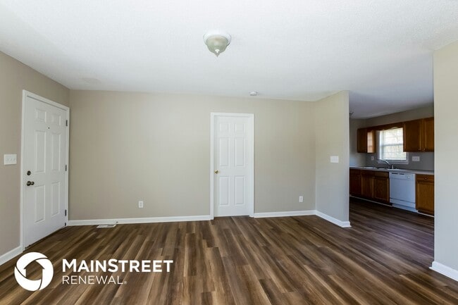 Photo - 103 Red Bud Ln