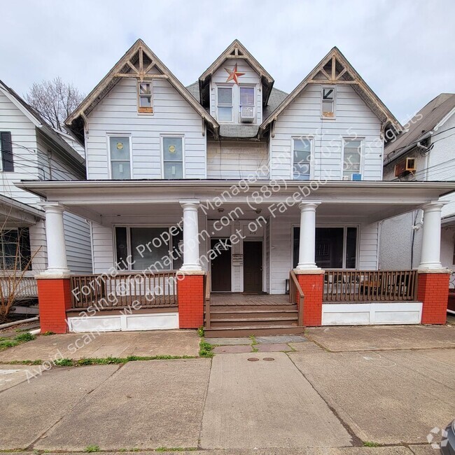 Building Photo - 375-377 S River St Unit 377 Rental