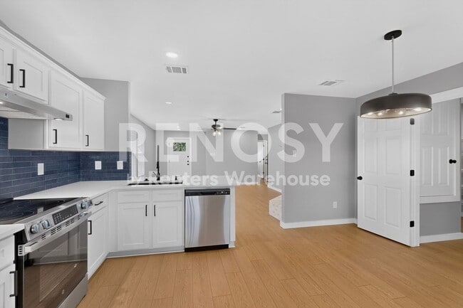 Photo - 2616 Mountain View Dr