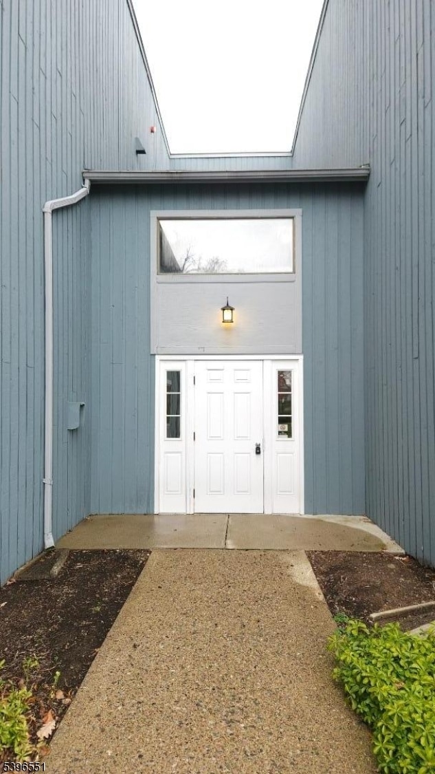 Photo - 124 Drake Ln