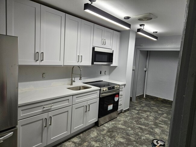 Photo - 320 W Main St Unit #1