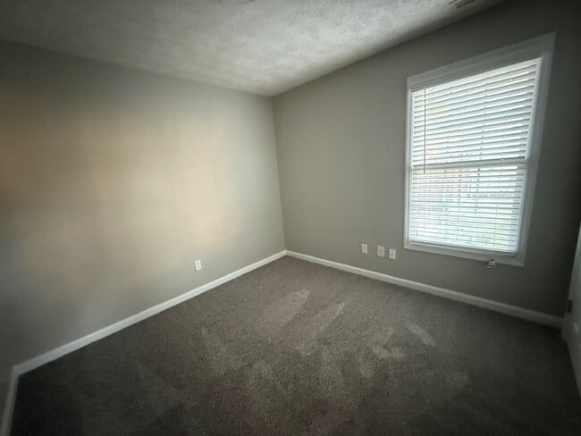 Photo - HUNTERS CROSSING