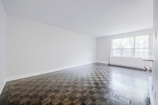 Photo - 121 Minerva Ave