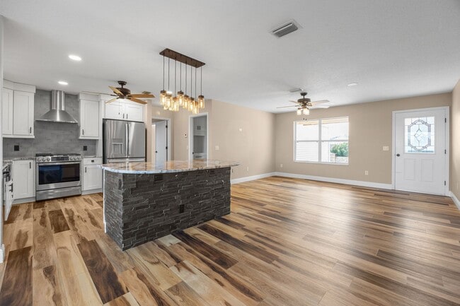 1228 Carvello Dr