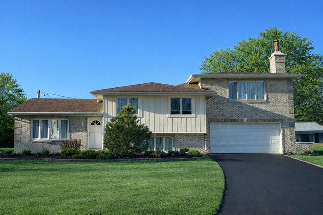 Building Photo - 325 Central Ave