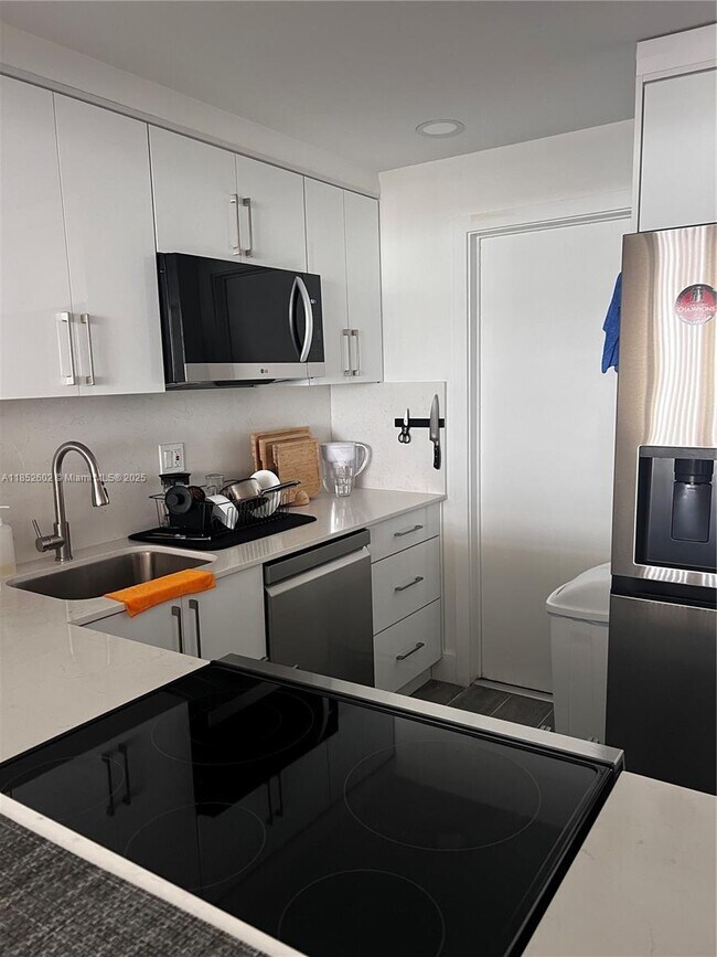 Photo - 1825 S Ocean Dr Unit 1007