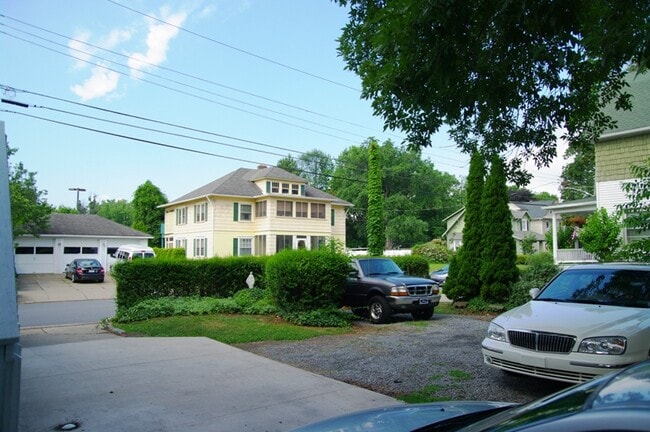 Building Photo - 1120 Wyoming Ave Rental