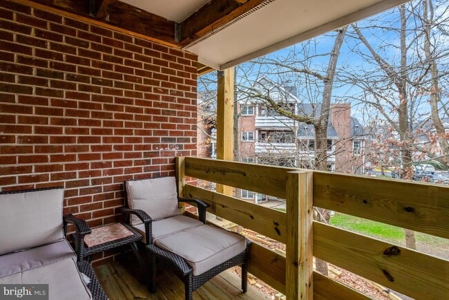 Photo - 7598 Lakeside Village Dr