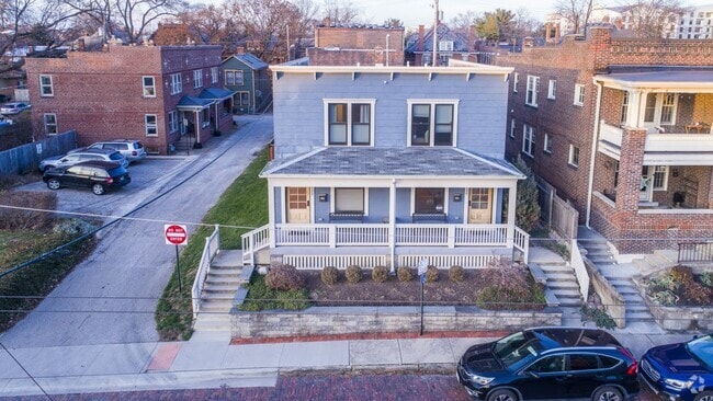 Building Photo - 122 Wilber Ave Rental