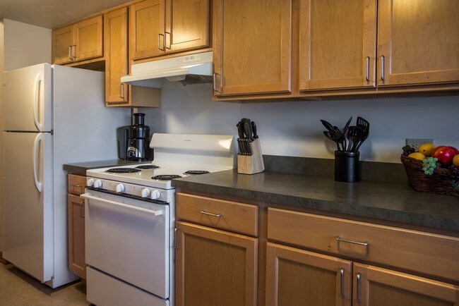 Rockport Apartments