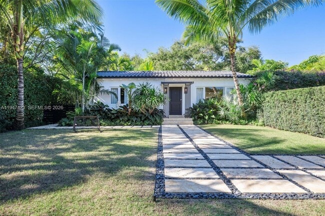 Building Photo - 11270 NE 9th Ave